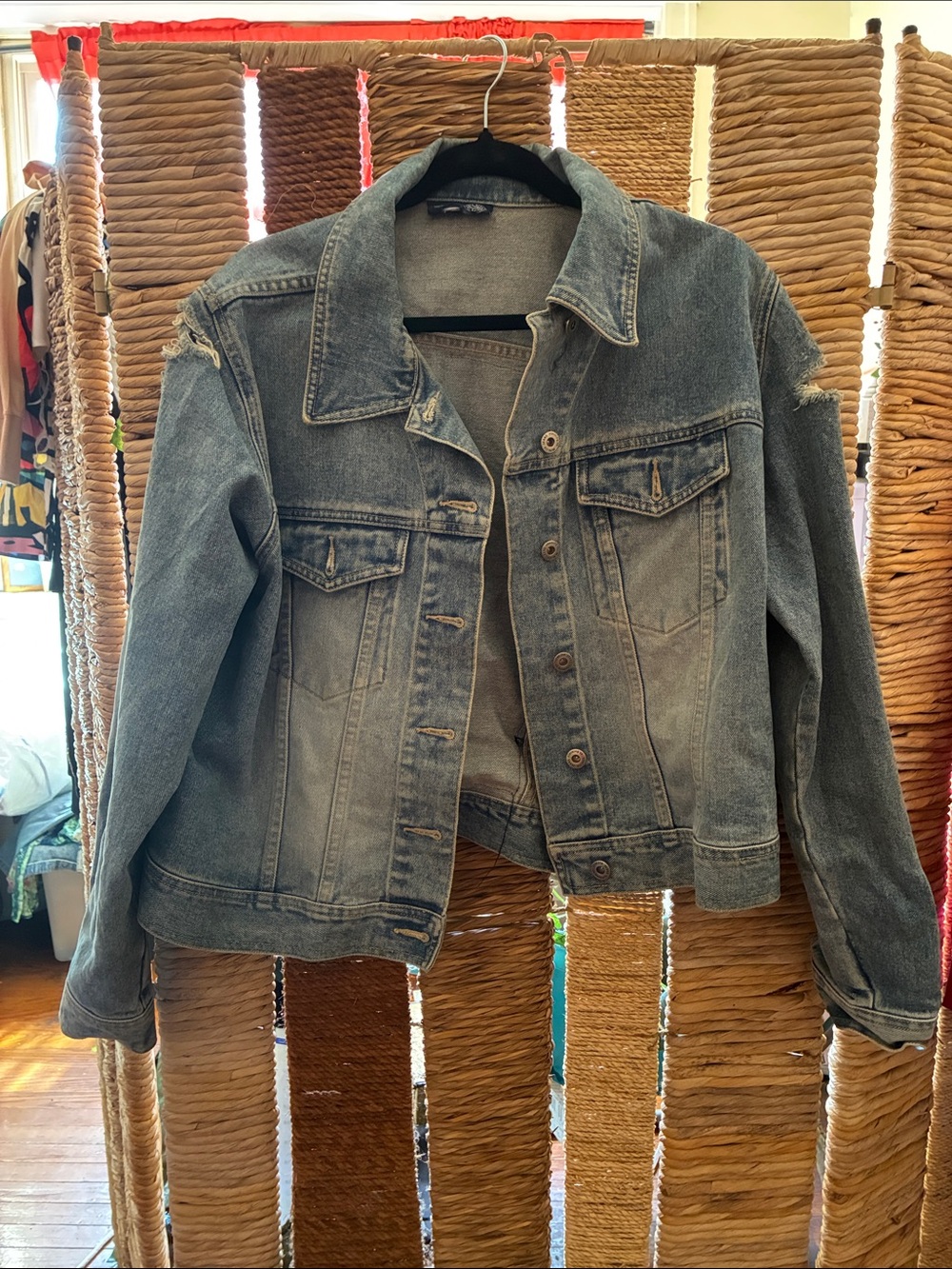 Classic Women's Distressed Denim Jacket - Gray
